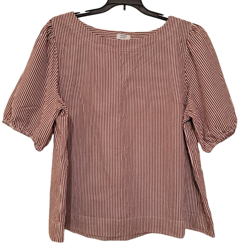 Crown and Ivy top